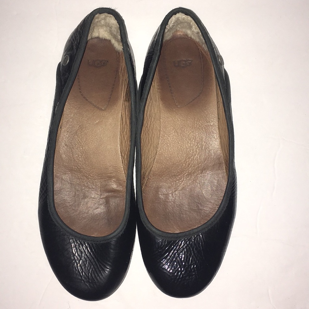UGG black flats size 7 Good condition. - Picture 15 of 16